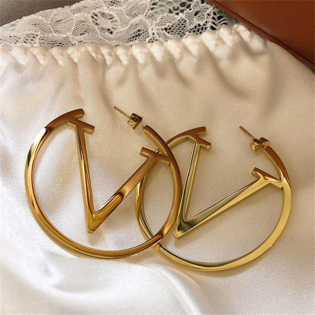 Punk Stainless Steel Earrings For Women Fashion Metal V Letter Circle Statement Big Round Gold Plated Hoop Earrings Jewelry