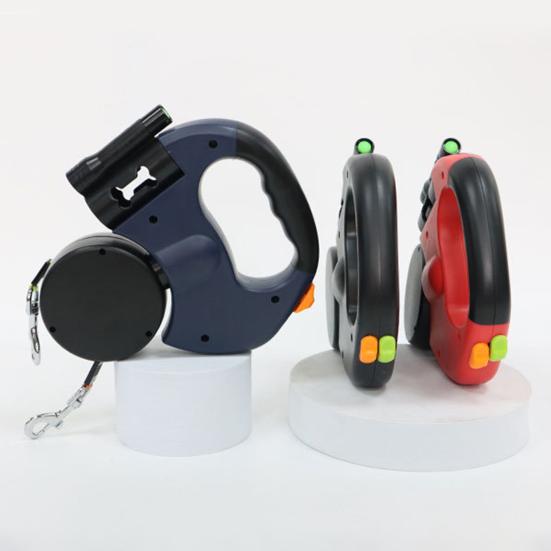 Двойной выдвижной поводок для собак Сверхпрочный Двуглавый поводок для собак с вращающимся на 360 градусов вертлюгом и светодиодной подсветкой для маленьких, средних и крупных собак