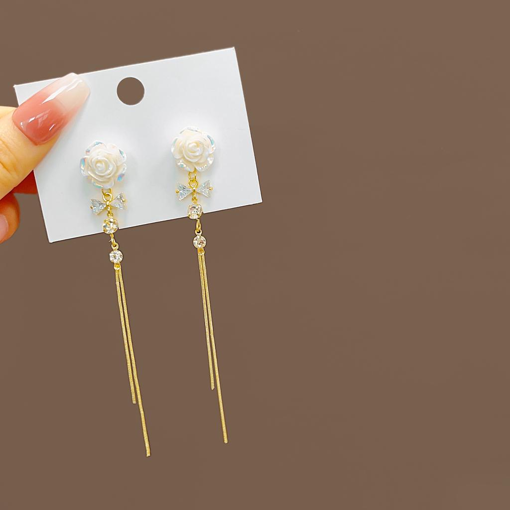 Tassel Earrings Diamond Butterfly Flower Pearl Stud Earrings Temperament Fashion Long Thin Earrings