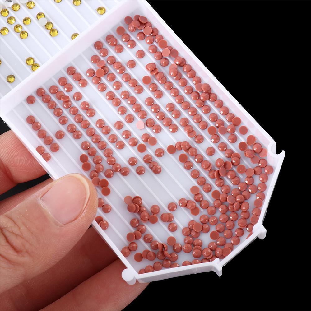 Вышивка крестом, алмазная живопись, дрель, лоток для алмазной живописи, бисерные тарелки, лоток для хранения алмазов