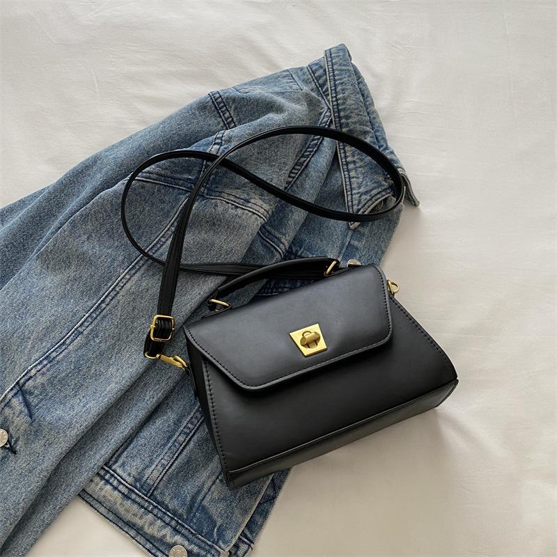 Модная и универсальная повседневная сумка высокого качества, женская осенняя мягкая простая маленькая квадратная сумка