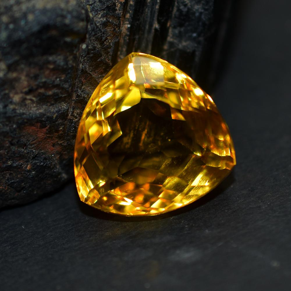 Natural Yellow Sapphire Trillion Cut 38.99 Ct Huge Loose Gemstone