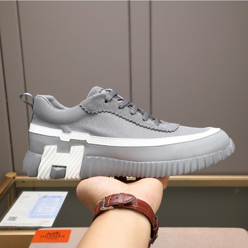 Sports And Leisure Shoes With Low Cut Breathable Comfortable And Lace Up Design For European Stations Trendy Board Shoes For Men New Fashionable