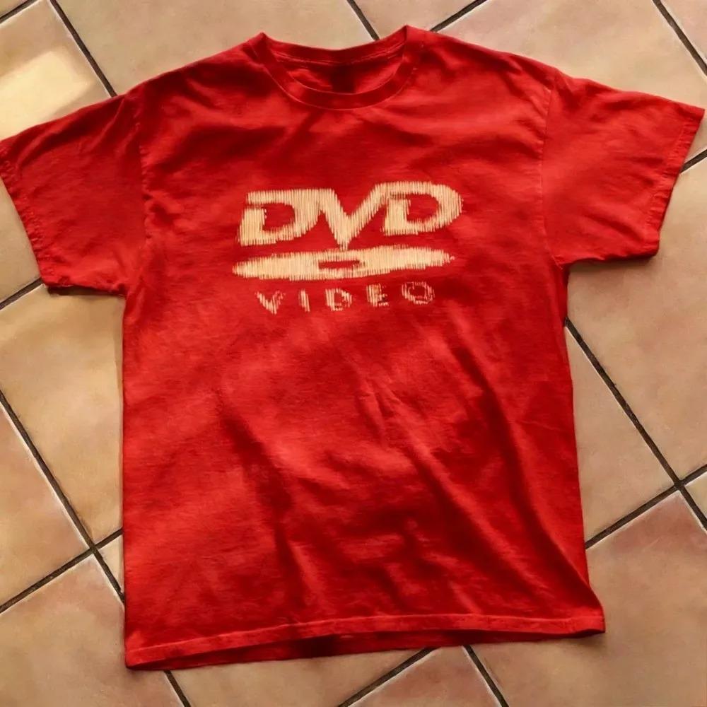 2026 Смешная Ретро Графика Логотип DVD VIDEO Печать Футболка Мужская Женская Свободная Повседневная Уличный Стиль Топ Летняя Новая Футболка