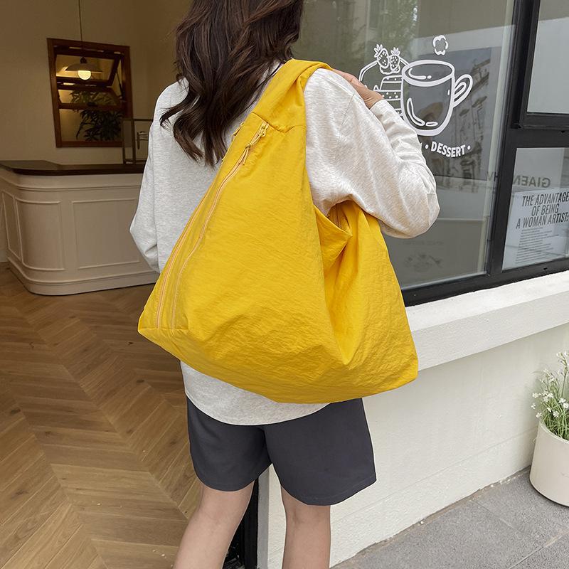 Summer New Foreign Style Texture Simple Large-capacity Bag 2025 Fashion Trend Personalized Women's Shoulder Tote Bag