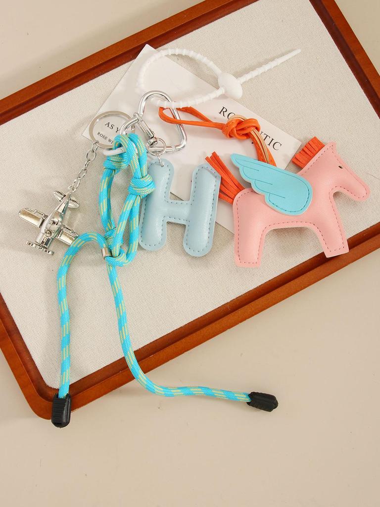 Кожаный брелок Miu Pegasus со шнурком и подвеской