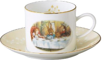 Yamakasyoten Macmillan Alice in Tea Cup Saucer 230ml Alice Classic Tableware Разные товары Ivory Made in Japan (Алиса в стране чудес) & Приблизительно.