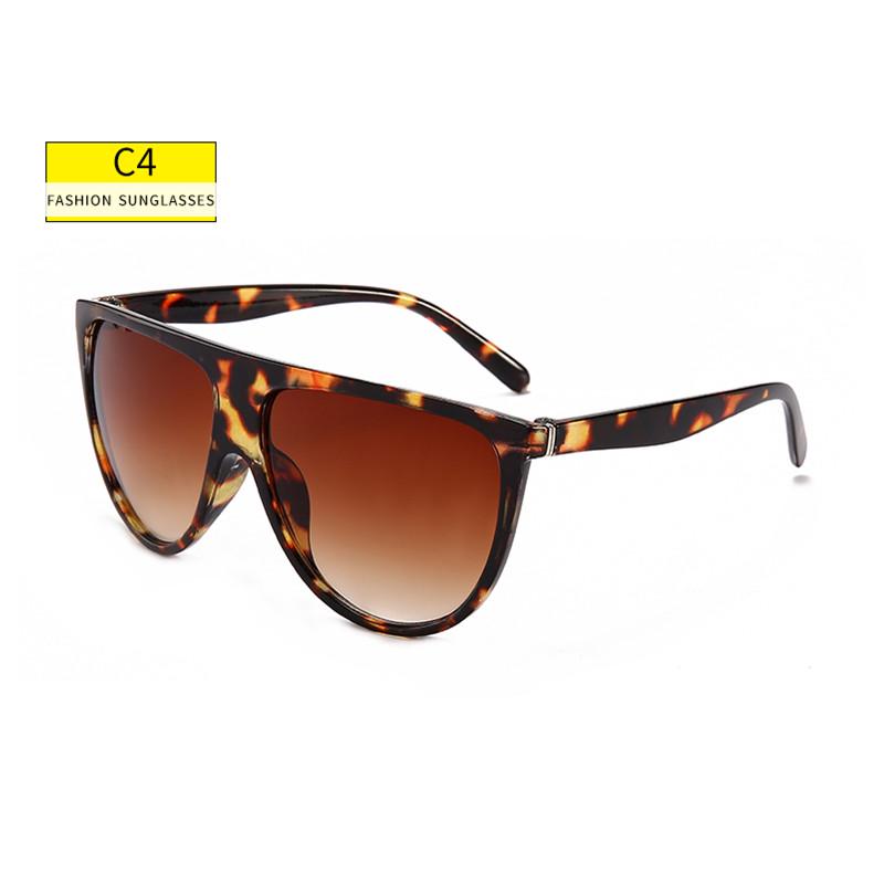 Солнцезащитные очки бренда Vintage