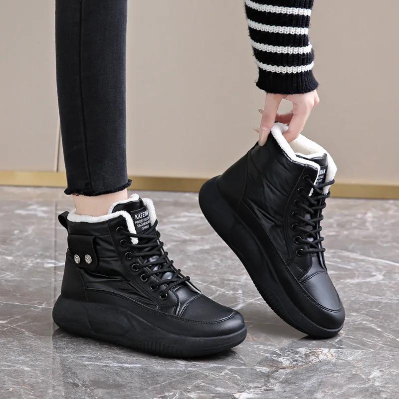 Модные зимние ботинки женские 2024 зимние новые мягкие теплые повседневные универсальные хлопковые туфли студенческие ботинки с толстой подошвой нескользящие кроссовки на плоской подошве