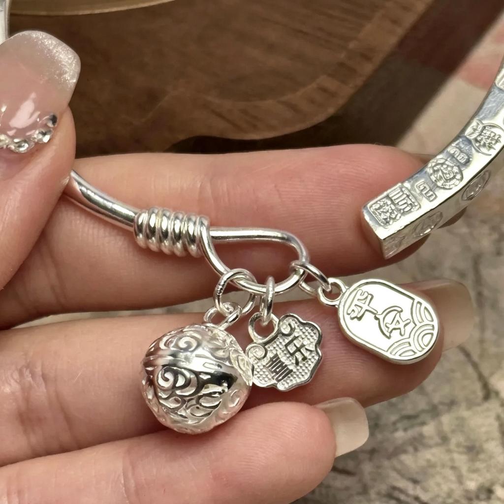 New Chinese-style palace bell auspicious bracelet niche design fashionable and simple opening solid bracelet birthday gift for girlfriend