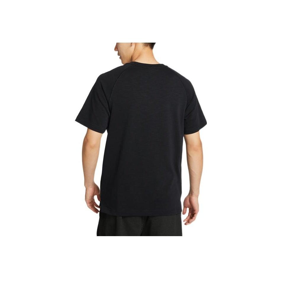 Nike Solid Color Front Pocket Crew Neck Casual Short Sleeve T-Shirt Men Tops Black DQ2414-010