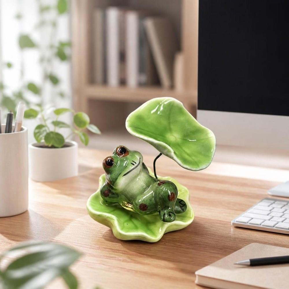 Home Ornaments Desktop Decoration Lotus Leaf Frog Rotating Toys Laying Frog Statue Tea Table