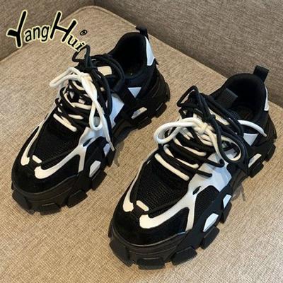 Кроссовки женские из дышащей сетки для спорта и бега, черные на платформе, износостойкие, вулканизированные, весна-осень 2024 г.