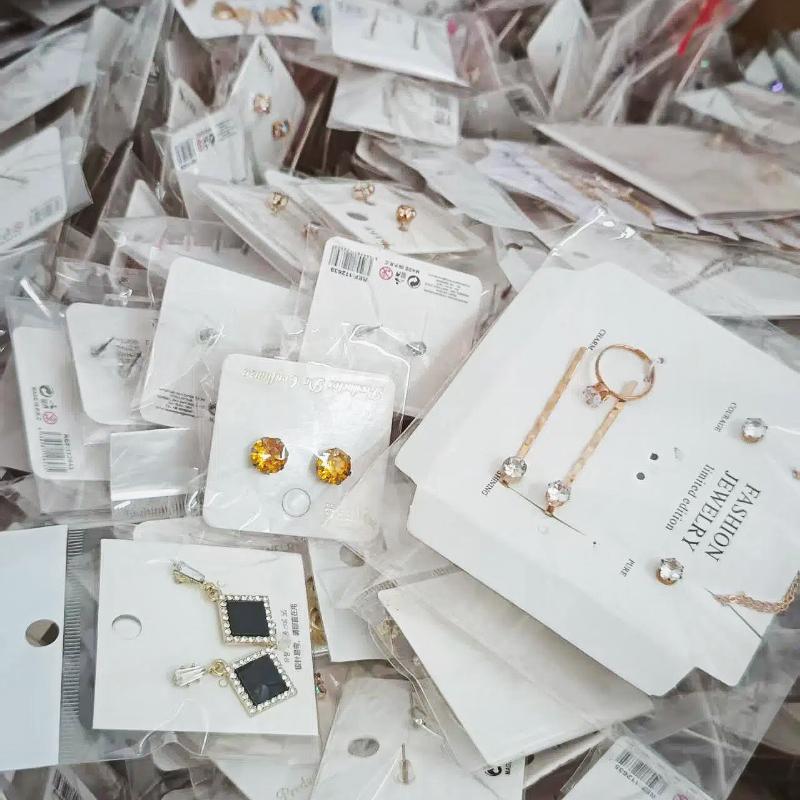 Модная бижутерия Mystery Box 1/5/15 шт.: Случайный Набор Ожерелья, Серьг и Браслета, Великолепный Универсальный Сюрприз-Подарок для Женщин