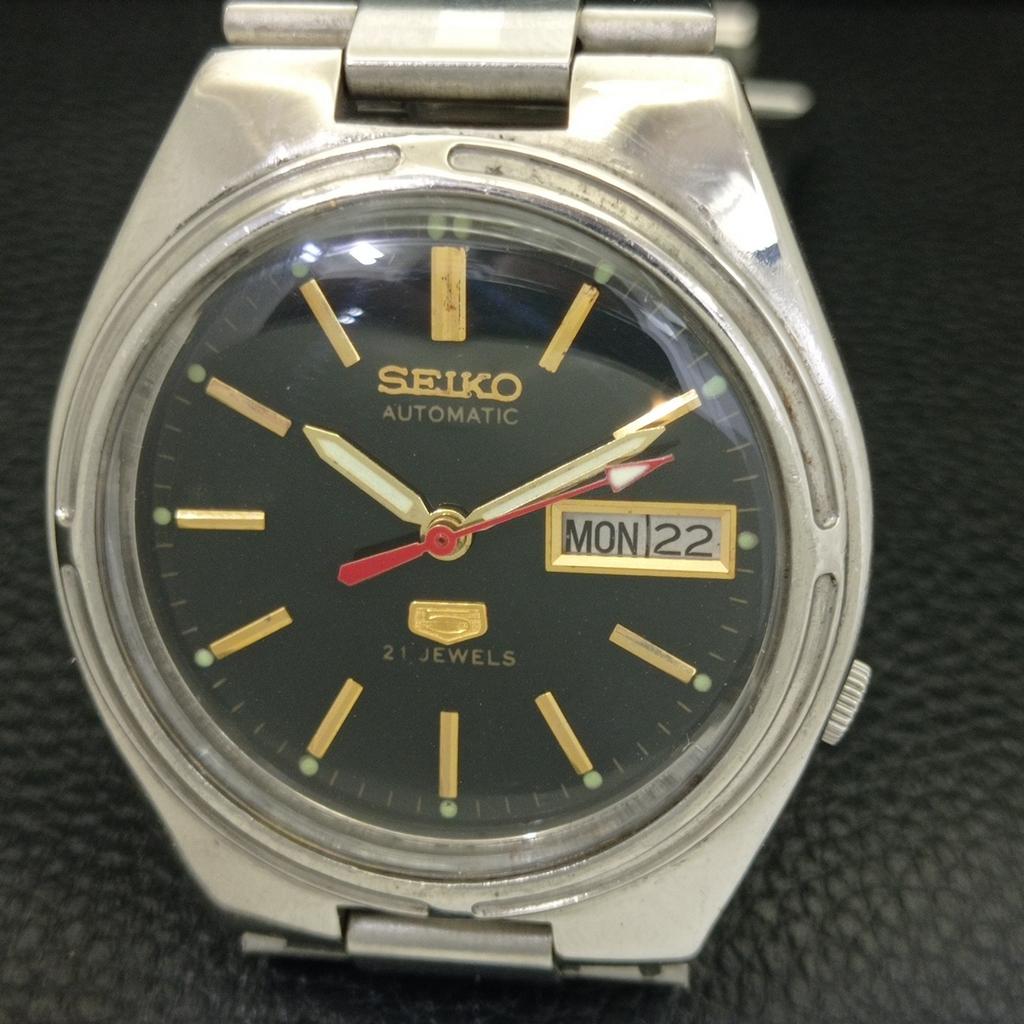 ОРИГИНАЛЬНЫЕ ВИНТАЖНЫЕ МУЖСКИЕ АВТОМАТИЧЕСКИЕ ЧАСЫ SEIKO 5 7019A ЯПОНИЯ С ЧЕРНЫМ ЦИФЕРБЛАТОМ a701916-5 R207-a701916