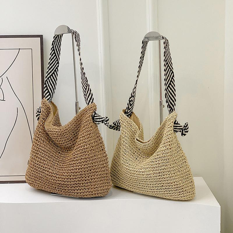 Big Capacity Straw Beach Bag Vintage Handmade Woven Shoulder Bag Raffia Rattan Handbag Bohemian Summer Vacation Crossbody Bags