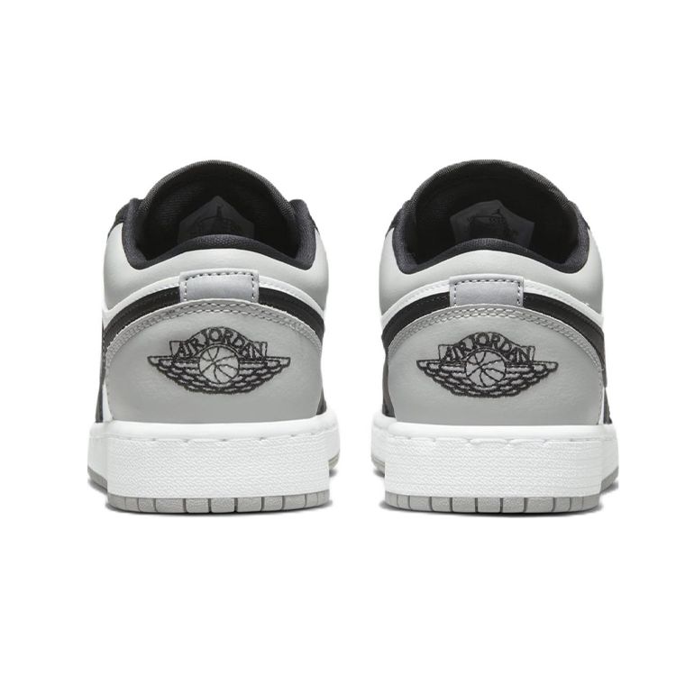 Детские кроссовки Air Jordan 1 Low GS Light Smoke Grey Black White 553560-052