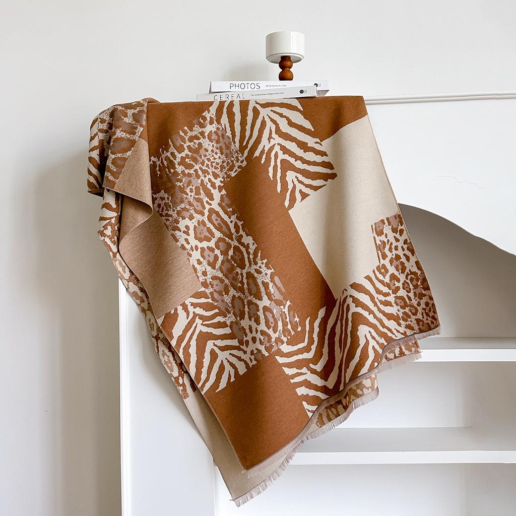 Autumn And Winter Leopard Print Wild Warm Scarf Unique Personality Sweet Cool Wind Women Imitation Cashmere Air Conditioner Shawl Scarf