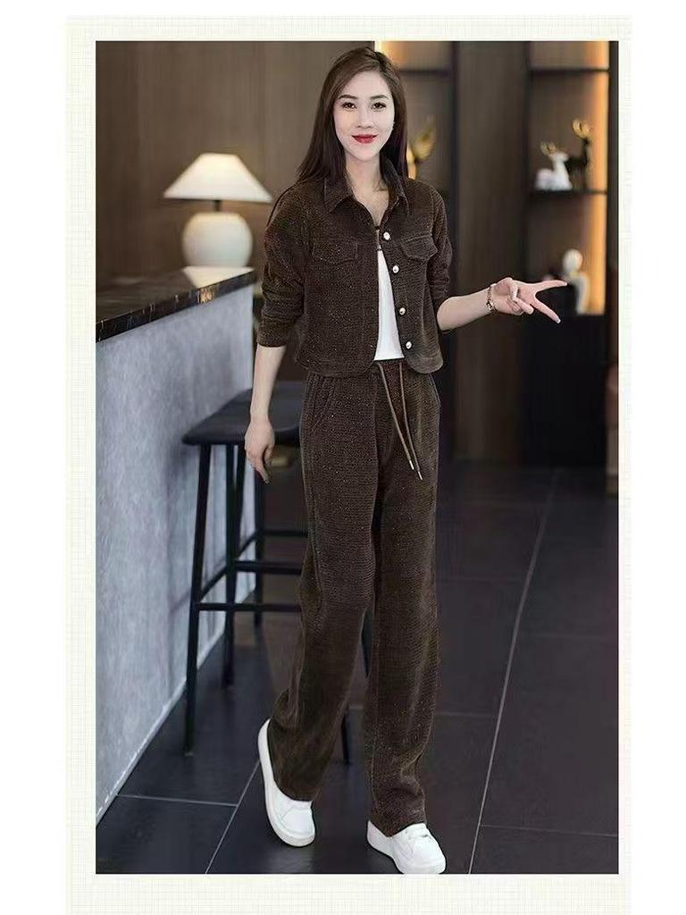 Модный женский комплект-двойка облегающего кроя на флисовой подкладке: Осень/Зима 2025 Куртка и Брюки