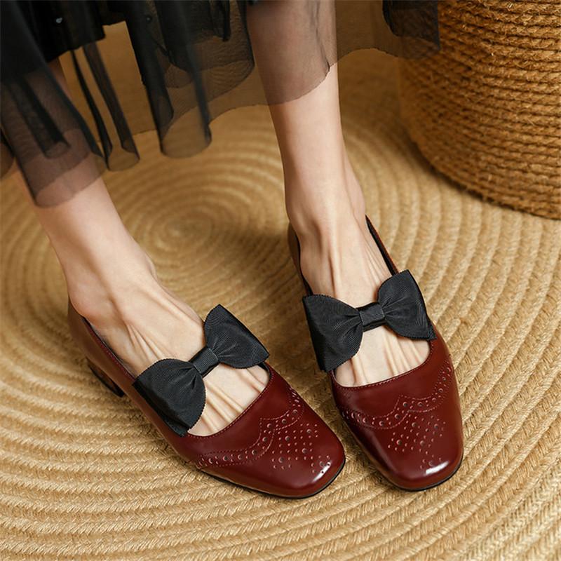 Fashion New Spring/summer Cow Leather Woman Shoes Round Toe Low Heel Women Pumps Shoes for Women Fashion Brogue Designs Mary Jane Shoes