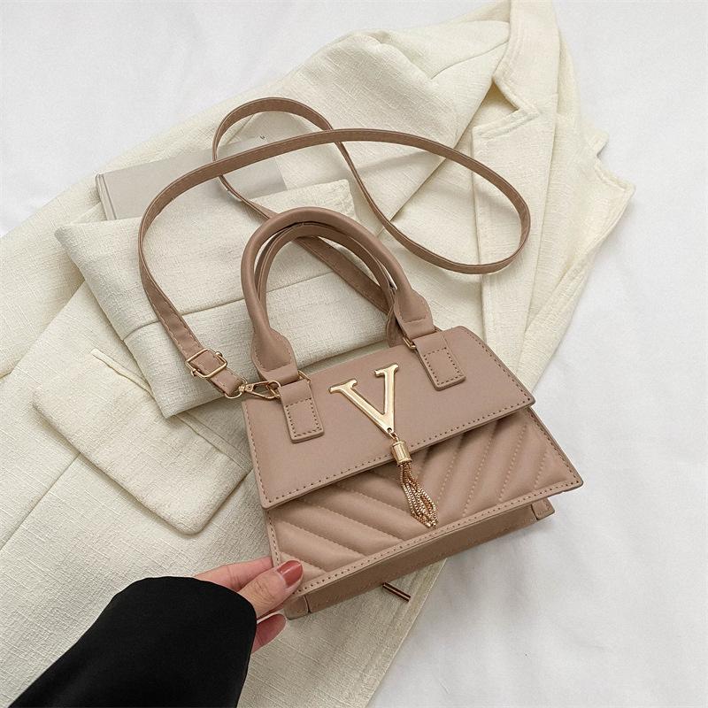 Модная и трендовая женская сумка через плечо, новая стильная сумка для женщин, корейская повседневная квадратная сумка, индивидуальная простая сумка через плечо