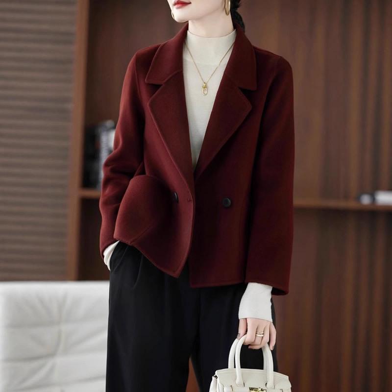 Женское двустороннее шерстяное пальто сезона осень/зима 2025 — в корейском стиле, свободного кроя, короткое, модное, универсальное.