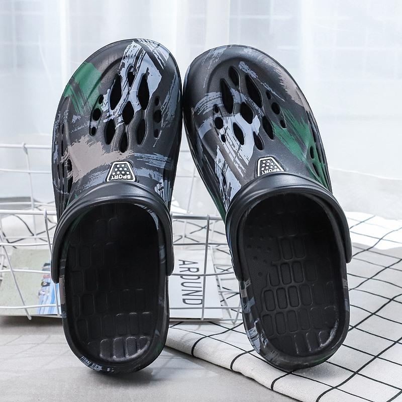 Fashion Big Size 38-49 Summer Men Sandals Light EVA Casual Shoes Hole Shoes Clogs Lovers Home Garden Outdoor Male Beach Flat Slippers