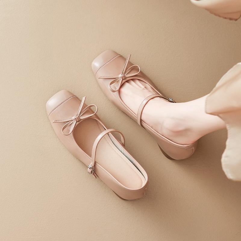 Мода 2025 Новая мода Внутренние туфли Мэри Джейн на танкетке Женские туфли с квадратным носком и мелким вырезом Кожаные летние одинарные туфли