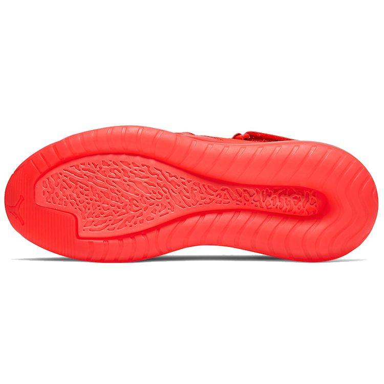 Jordan Женские кроссовки Air Latitude 720 Red October AV5187-600