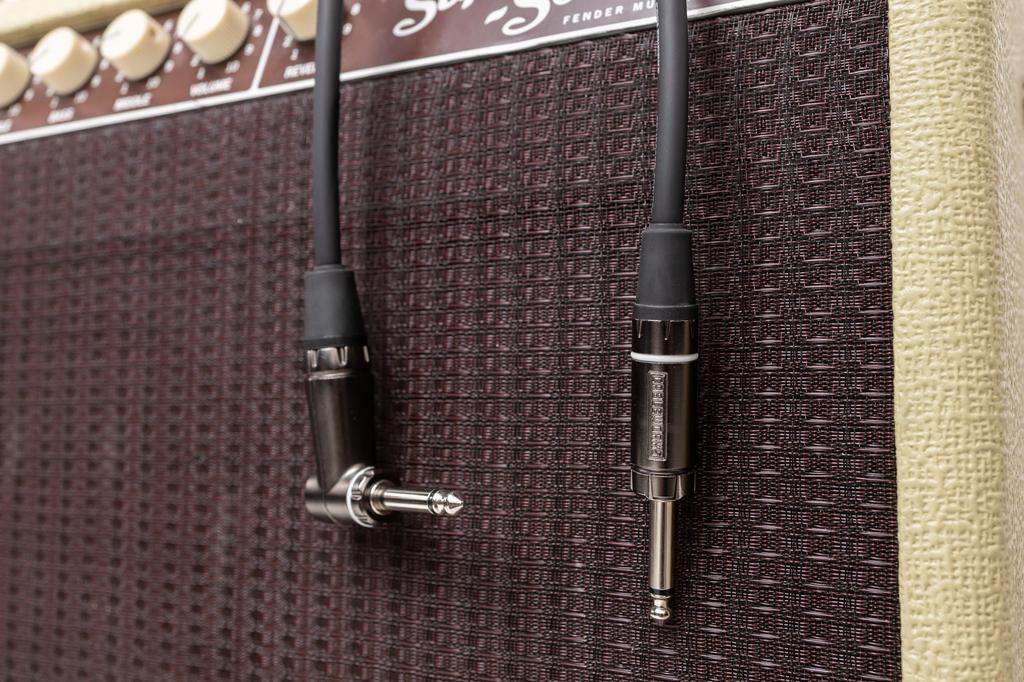 Cableworks by Gator Cases Cableworks Shielded Cable for Composer Series Guitar/Bass (30ft S/L) GCWC-INS-30RA []