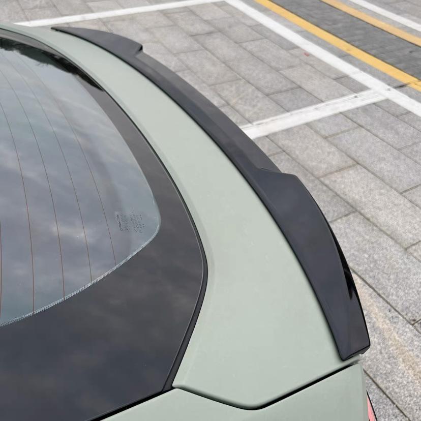 Compatible with 2022-2025 Changan UNIV/IDD rear window wind blades, roof spoilers, and air deflectors.