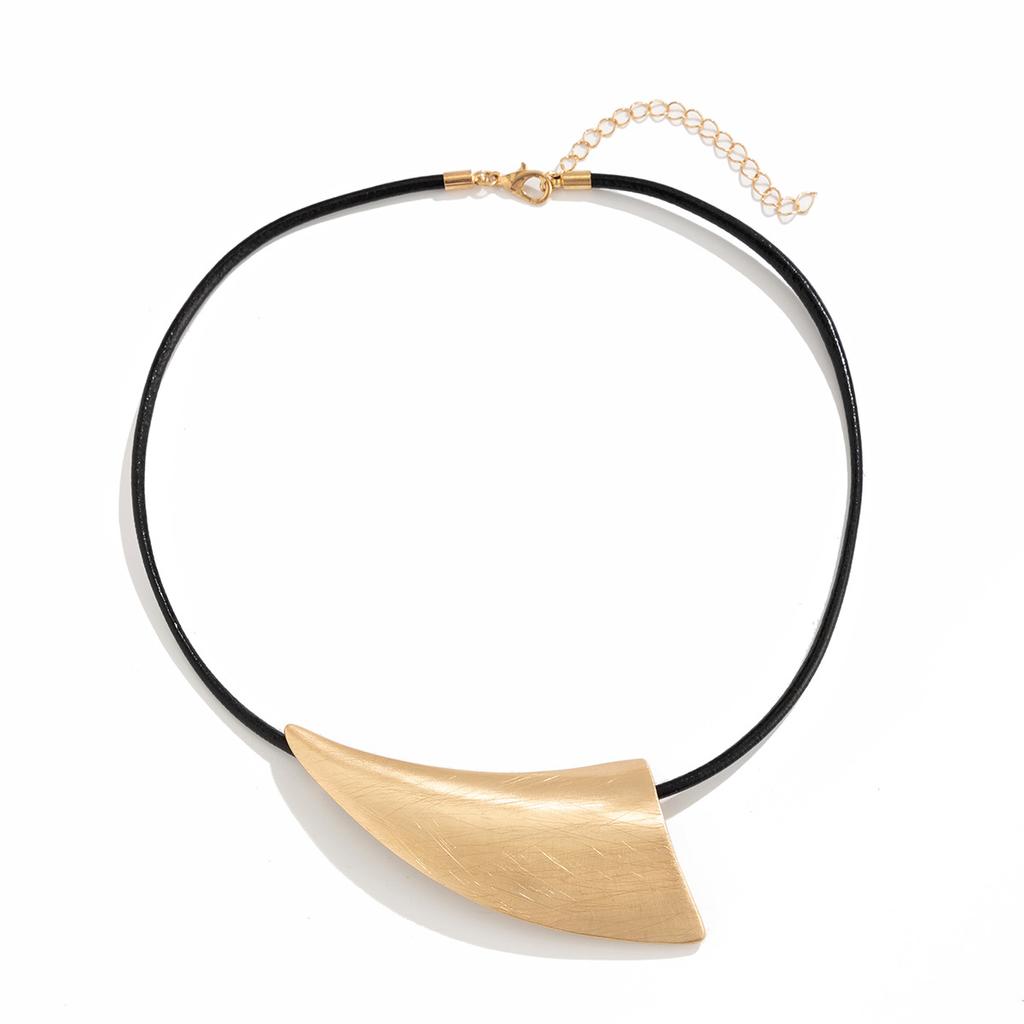 Ожерелье в стиле ins с преувеличенными геометрическими узорами, персонализированное полое колье из матового металла