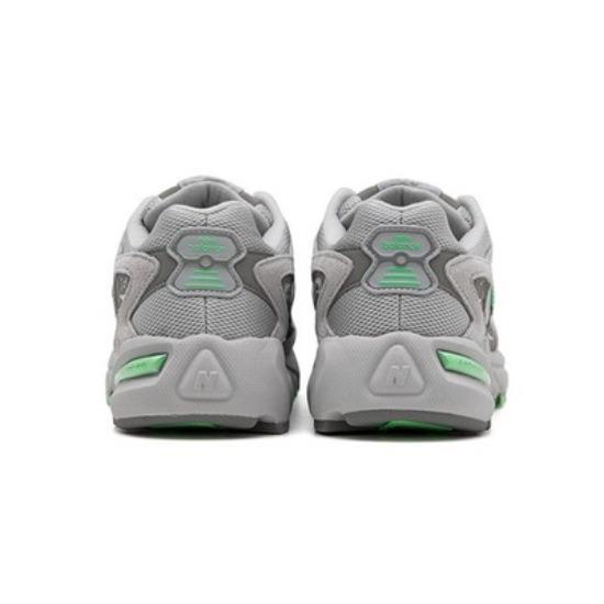 New Balance 725 Серо-зеленый ML725NI1