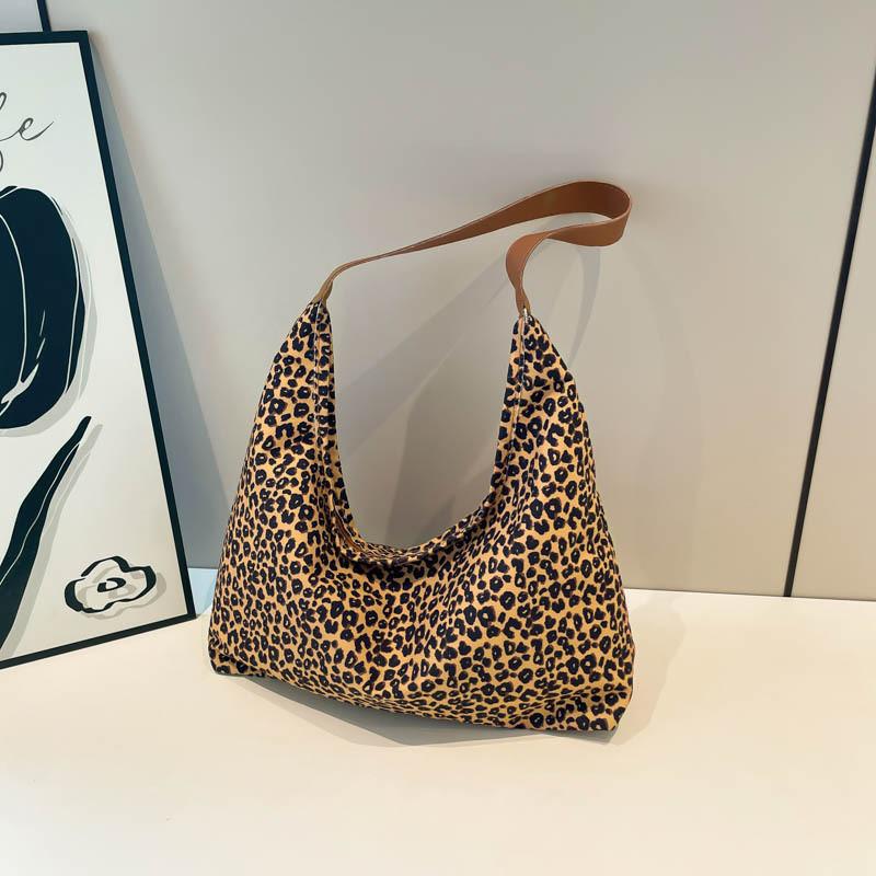 Spacious Retro Canvas Tote Bag For Women In Pink White Brown Fashion Colors