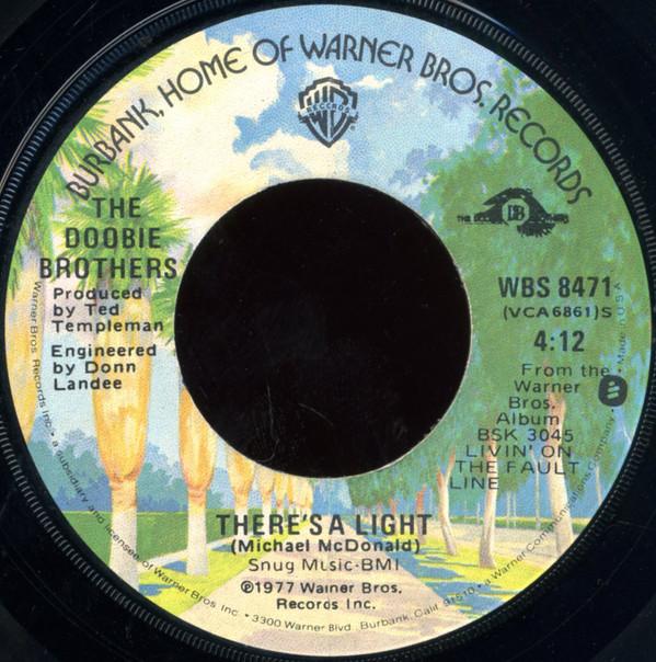 7-дюймовая пластинка DOOBIE BROTHERS - Echoes Of Love / There's A Light WBS8471 Warner Bros. Re 1977 Американский Рок Б/У