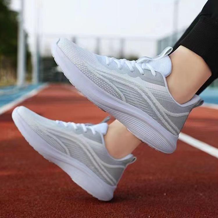 Женские спортивные туфли Flyknit, повседневные сетчатые дышащие одинарные туфли, кроссовки со шнуровкой спереди, легкие кроссовки для бега 36-40