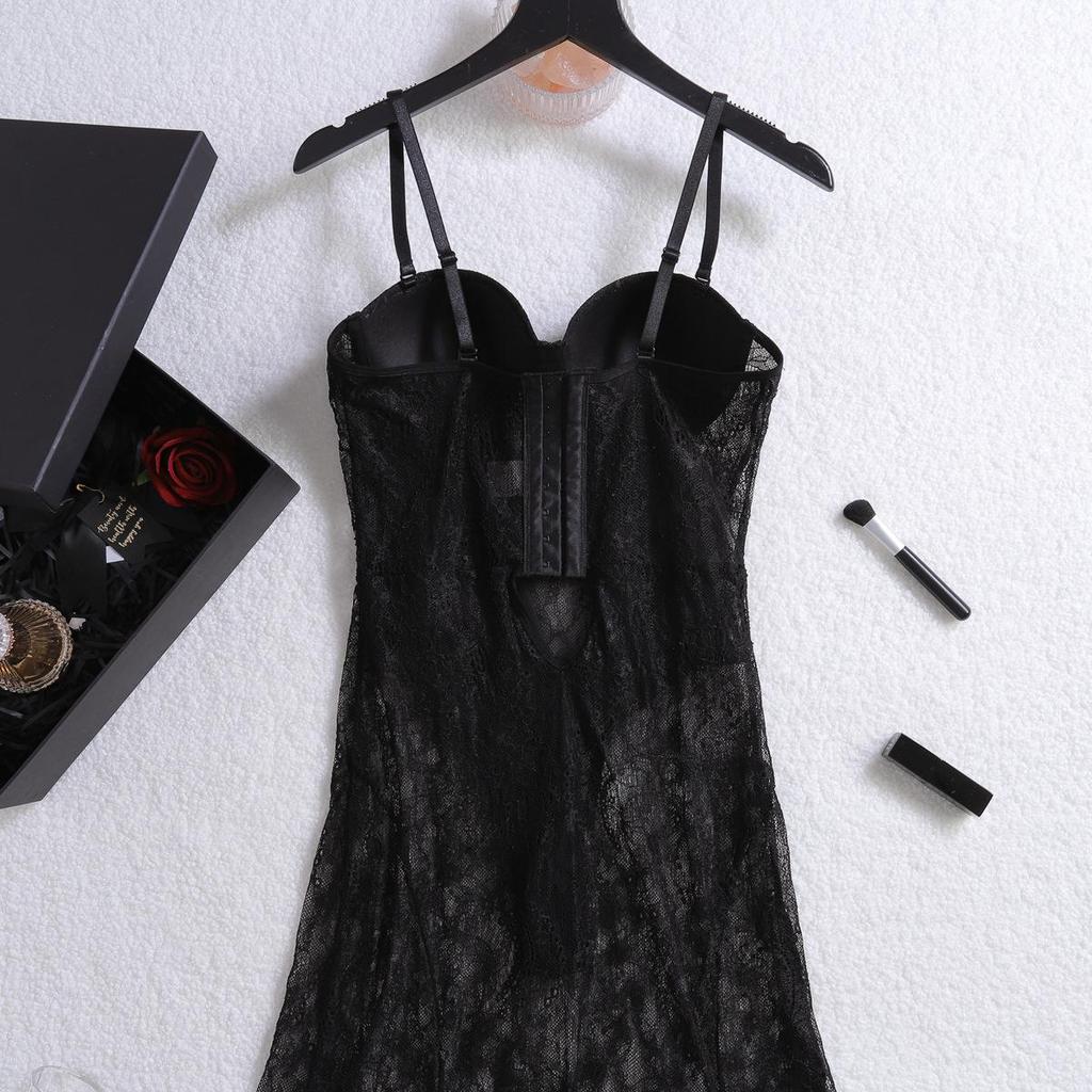 2025 Весна/Лето Европейский и Американский Стиль Сексуальное Кружевное Приталенное Платье на Бретелях-спагетти