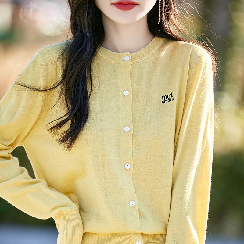 Женский легкий кардиган из 50% шерсти и 50% шелка Mulberry — универсальный трикотаж на все 4 сезона для комфорта и стиля в любое время года