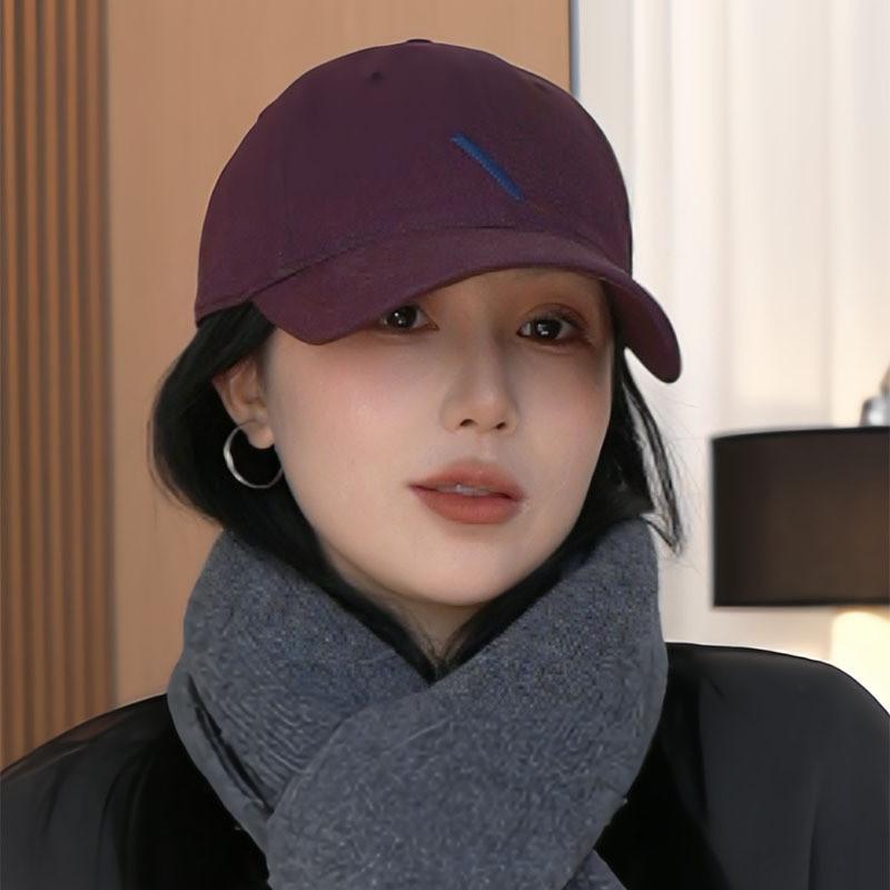 Весенняя Стильная Повседневная Вышитая Бейсболка для Женщин с Регулируемой Посадкой