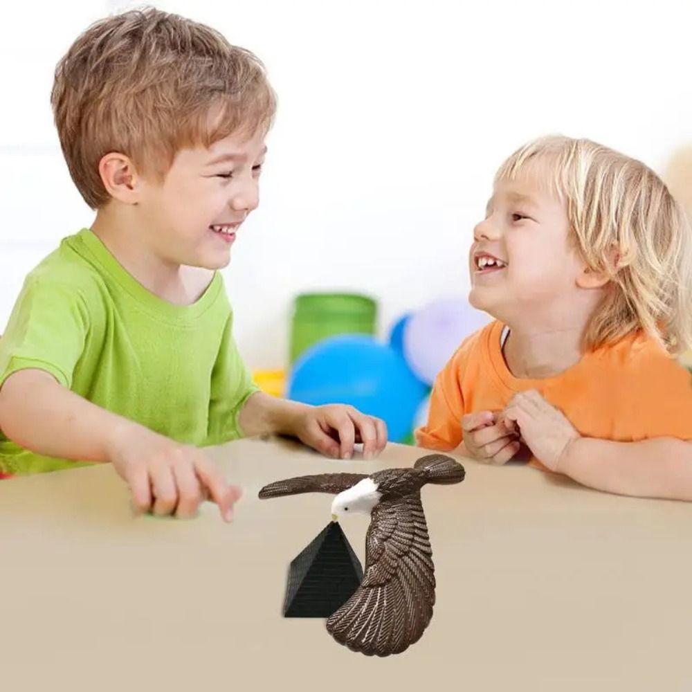 Pyramid Physical Balancing Eagle Bird Gift Trick Gravity Science Balance Bird Novelty Funny Eagle Bird Interactive Desktop