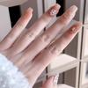 Чистый Ручной Ногтевой Кусок Короткий Квадратный Белые Цветы Нежный Градиент Мода
