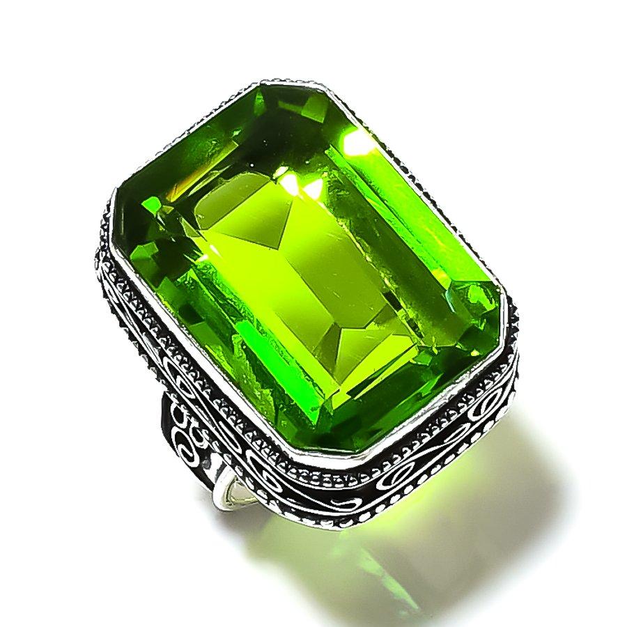 Natural Peridot Gemstone Handmade 925 Sterling Silver Gift Ring Size 9 N3J75