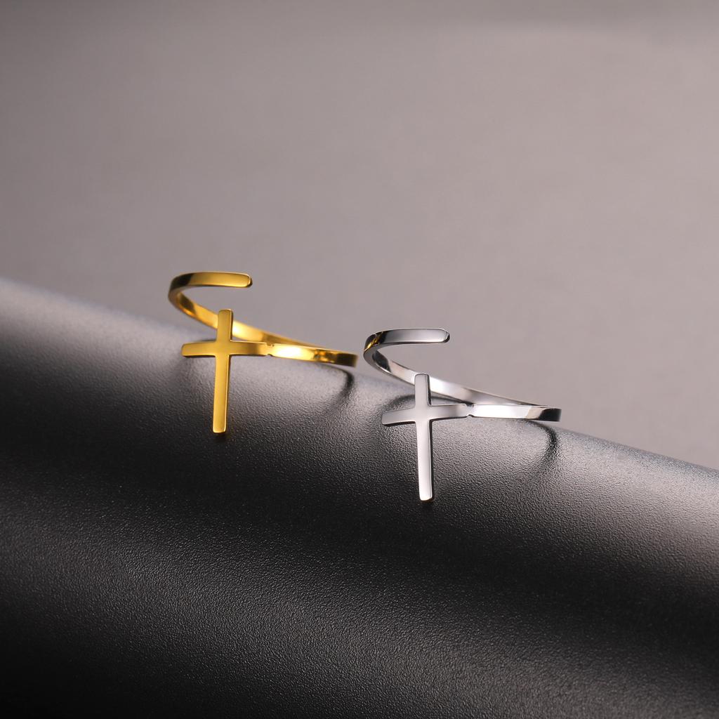 New 2025 Classic Christian Cross Ring Adjustable Stainless Steel Open Rings for Women Men Fashion Christ Jesus Jewelry Fashion Accessories Creative