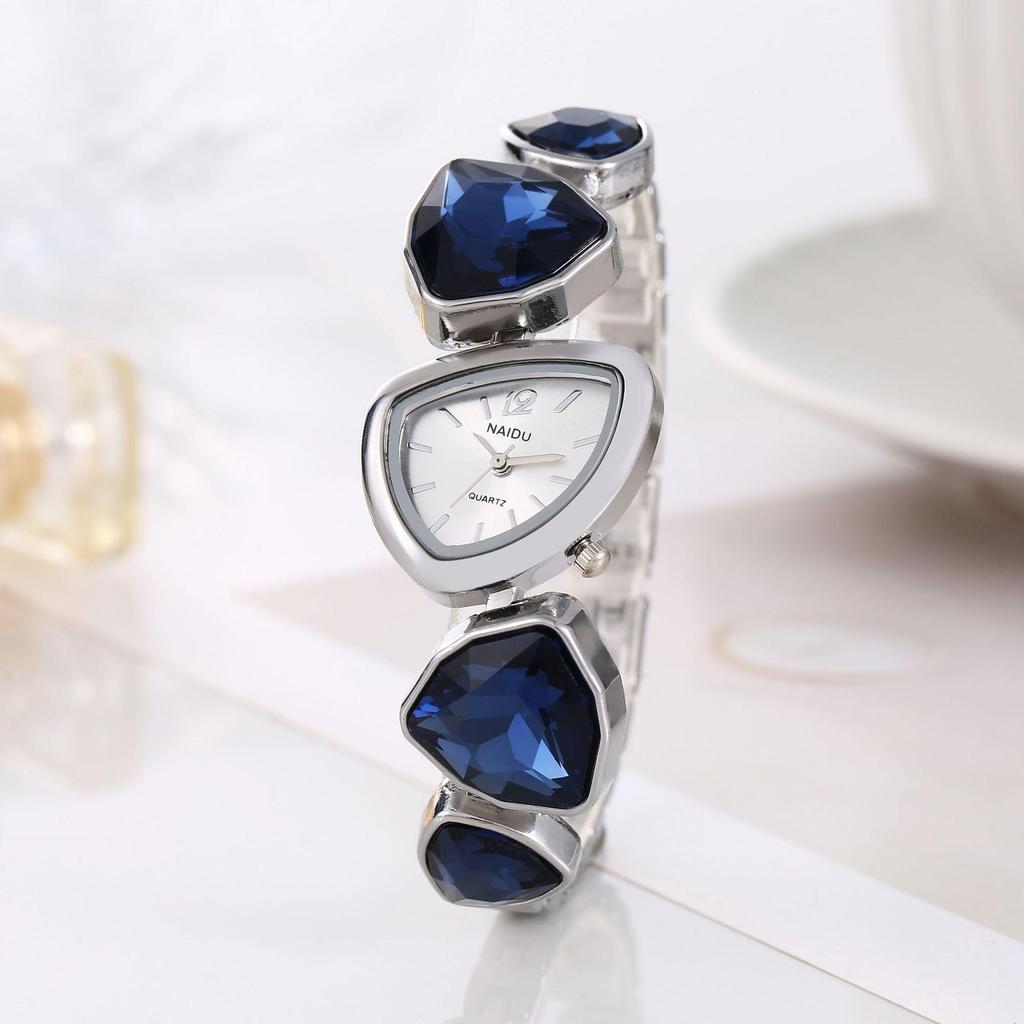 Irregular Shape Casual Easiest for Match Vintage Quartz Watch for Daily Wear Women's Gemstone Crystal Bracelet Watch