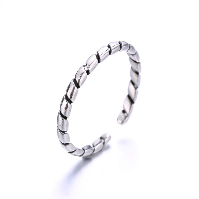 Open Thread Wavy Twist Line Ring Trendy Simple Retro Hollow Geometric Rhombus Ring Women