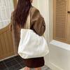 Stylish Large Capacity Tote Bag For Women With Retro Chic Design And Durable Canvas Material