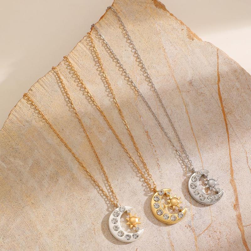Copper Star Moon Inlaid Rhinestone Pendant Necklace for Women Shiny Metal Crescent Sun Clavicle Chain Y2K Jewelry Gift