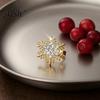 Elegant Dining Table Ornaments Rhinestone Snowflake Napkin Ring, Metal Holder, Winter Holiday Dinner Party Accessories Ring for Christmas Decor Theme
