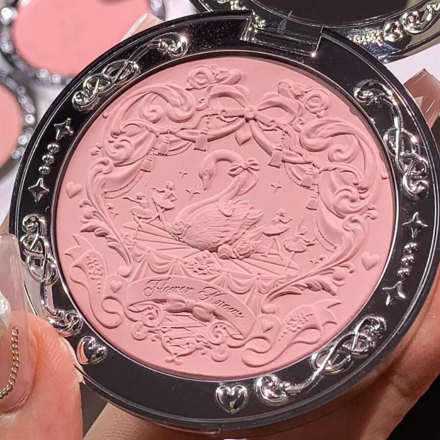 Flower Knows Swan Ballet Velvet Embossed Blush Матовый макияж Прессованные румяна Пудра Палетка Женский подарочный набор