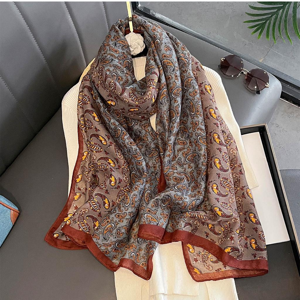 New Retro Cotton Linen Long Scarf Women Spring Summer Multi-Functional Neck Protection Shawl Wrap Fashion Scarves Beach Towel